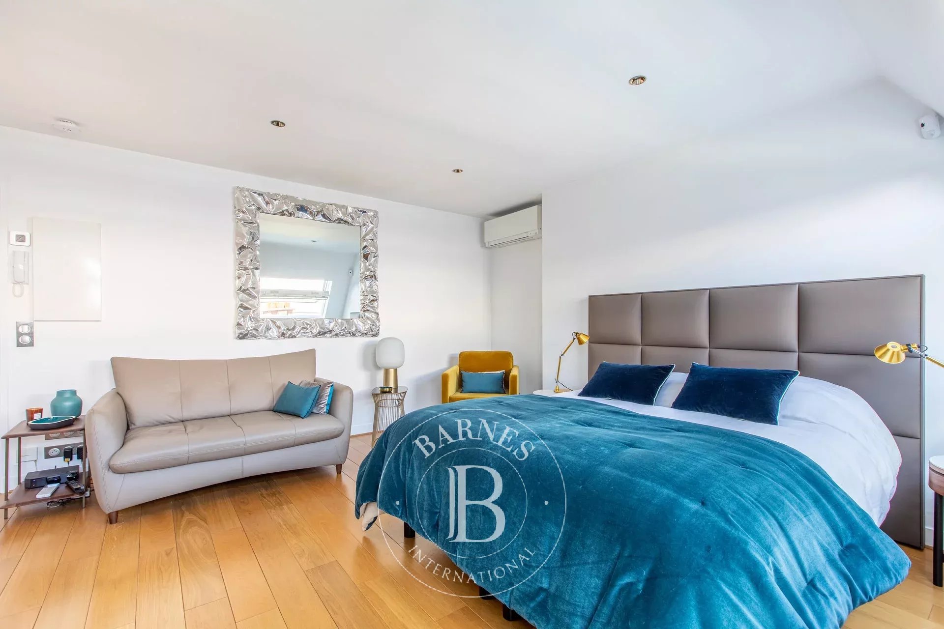 Daire Paris 8ème - picture 4