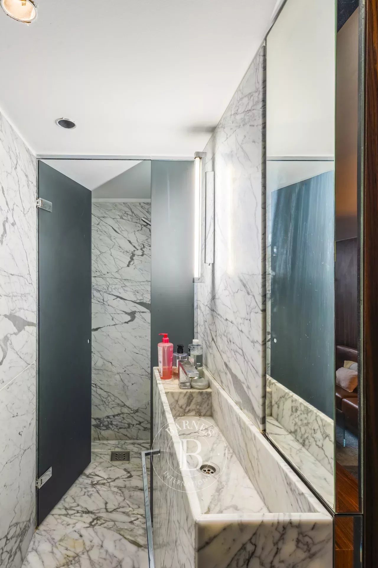 Daire Paris 3ème - picture 9