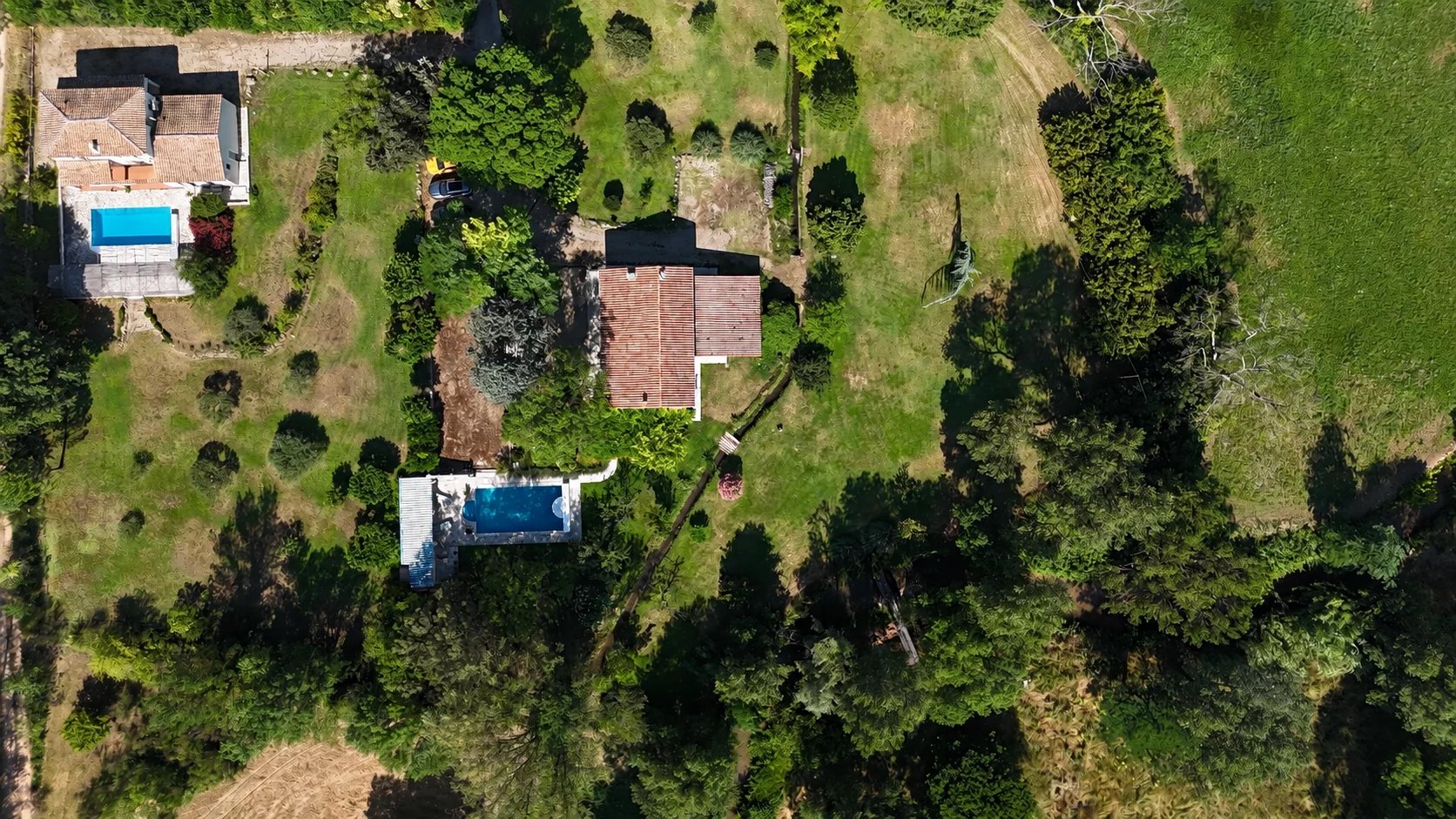 Exceptional property with 19th-century mill, detached villa, 2 pools on 1.6 hectares
