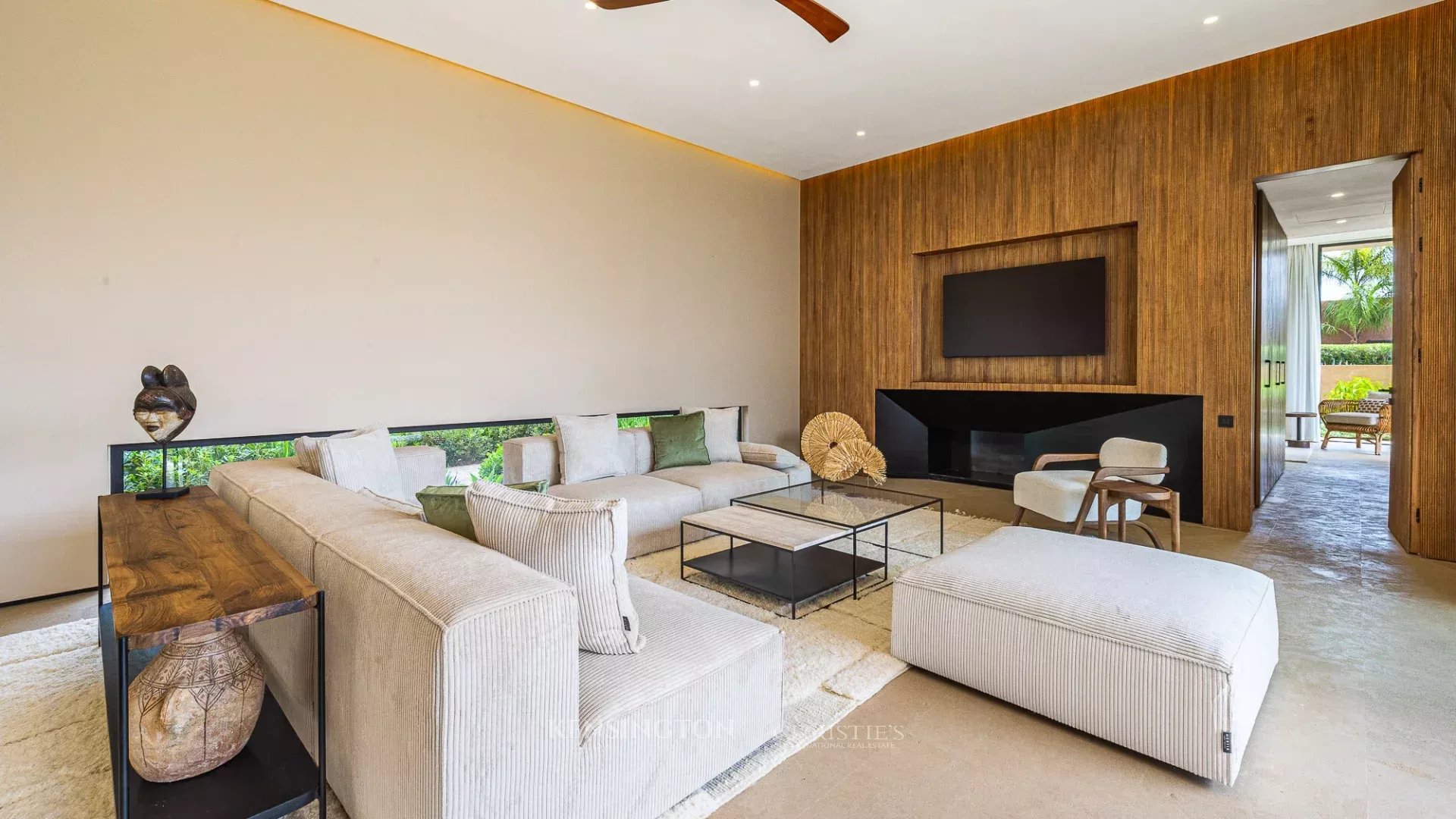 5 Bedroom Villa/Townhouse's Image 5