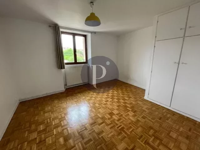 location-maison-4-pieces-verrieres-le-buisson-83876641