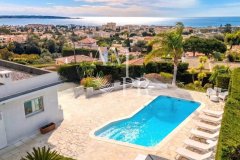 Panoramic Sea View – Modern Villa – 2 Minutes from Beaches and Shops – Golfe-Juan — photo 2 of 2