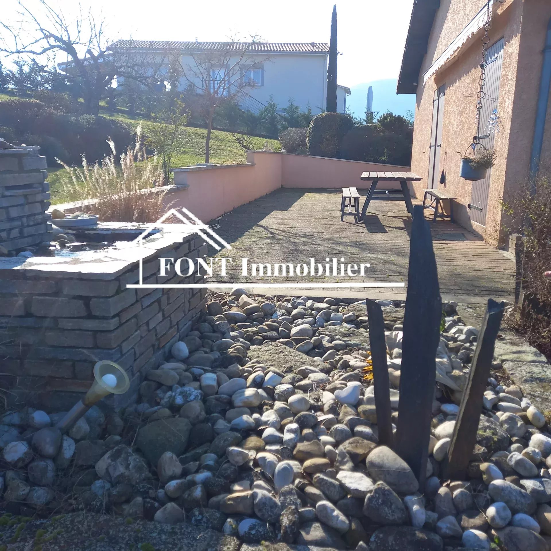 Agence immobilière de 