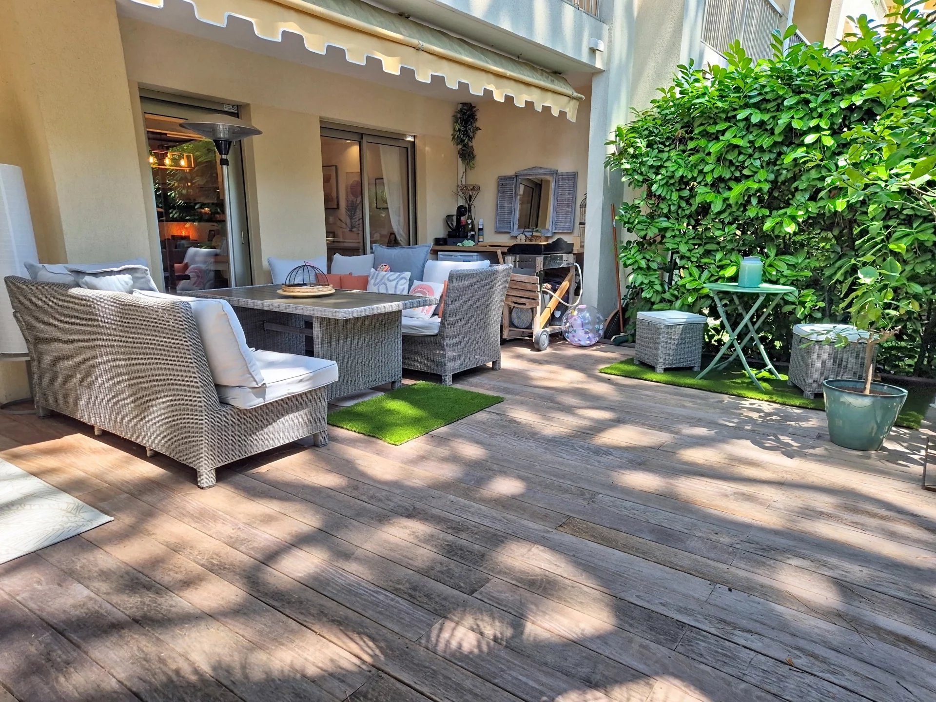 Agence immobilière de AZUR ACT IMMOBILIER