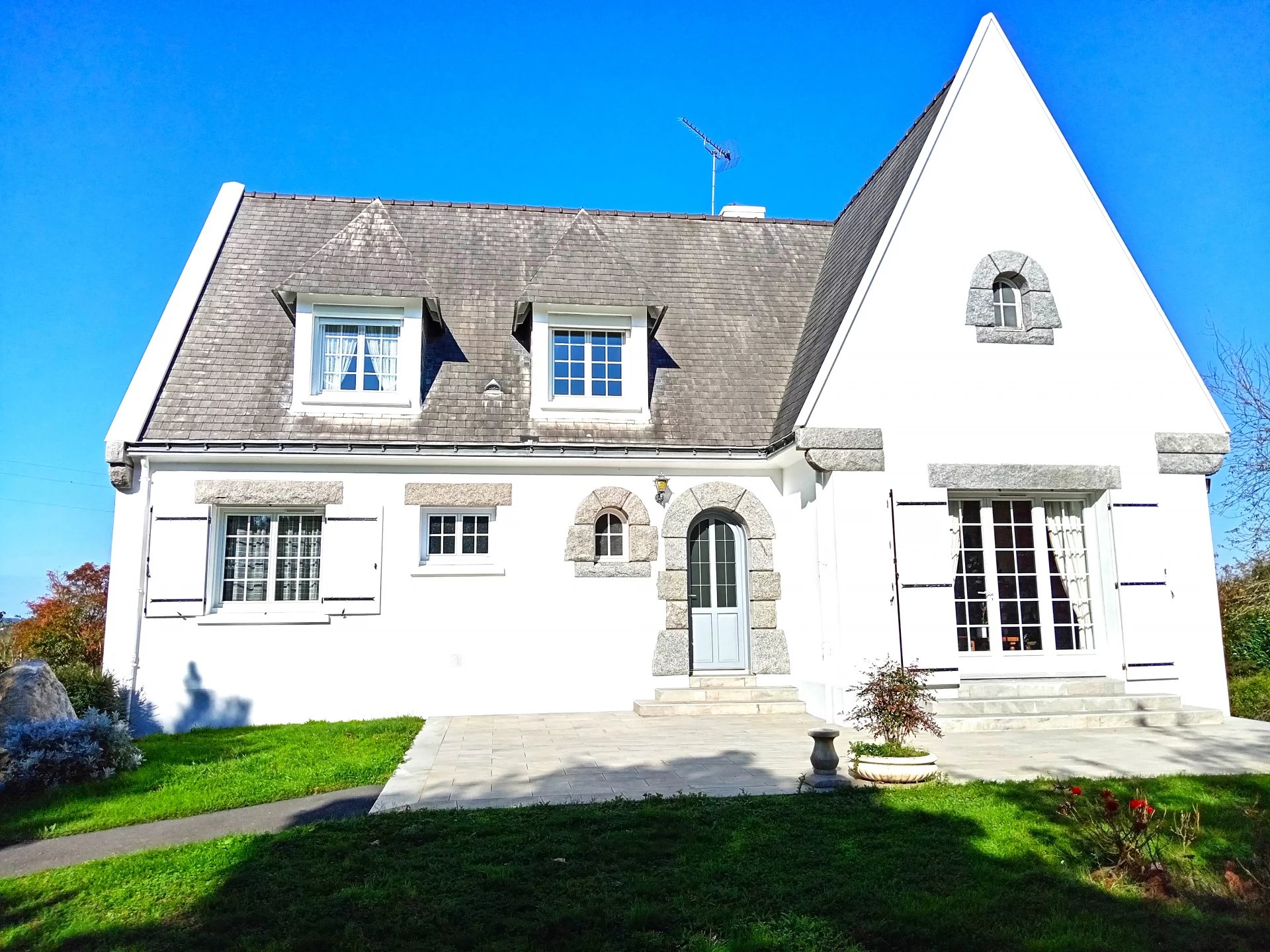 MAISON ANCENIS-SAINT-GEREON 5 PIECES