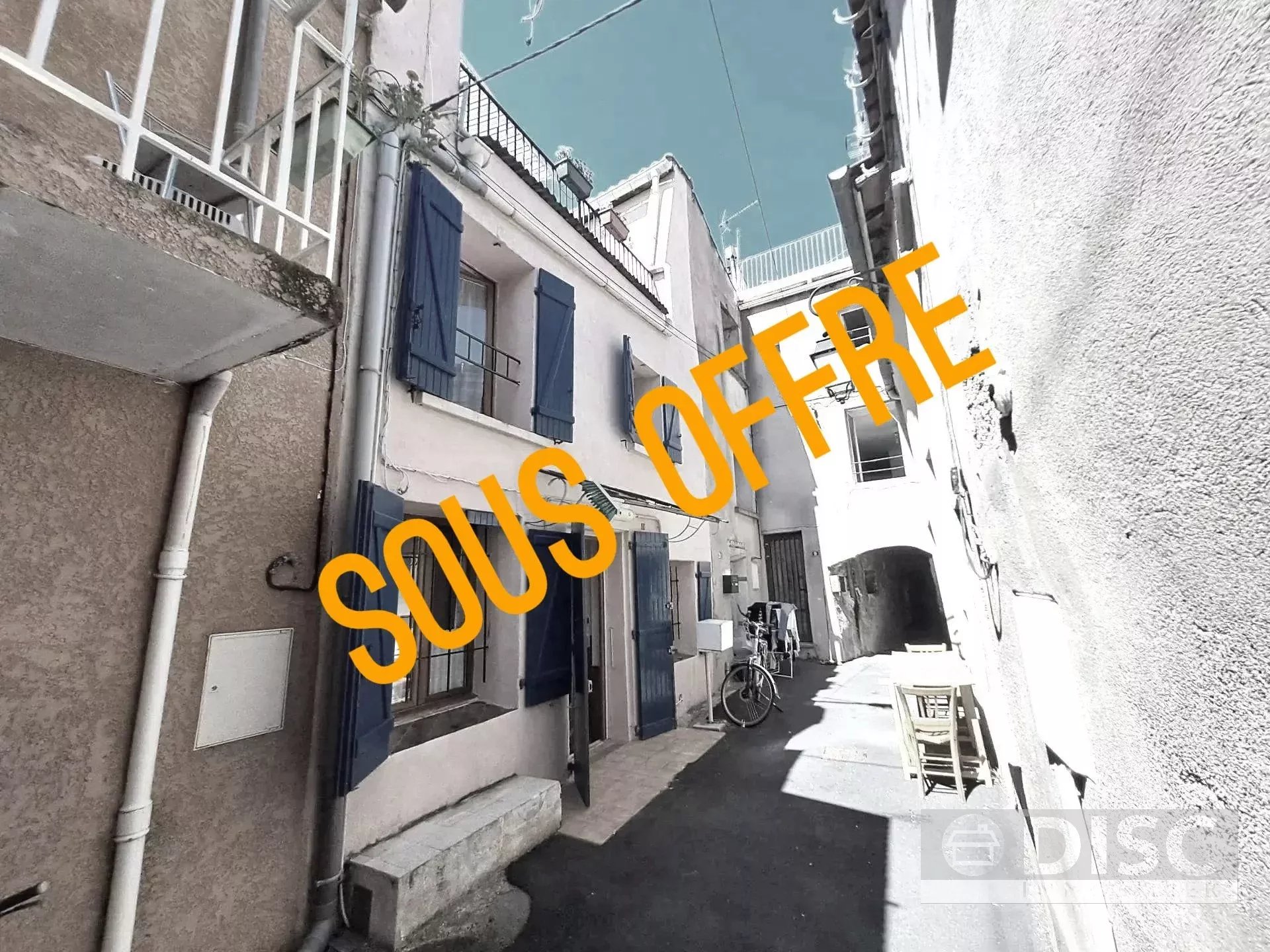 Maison de village avec grande terrasse