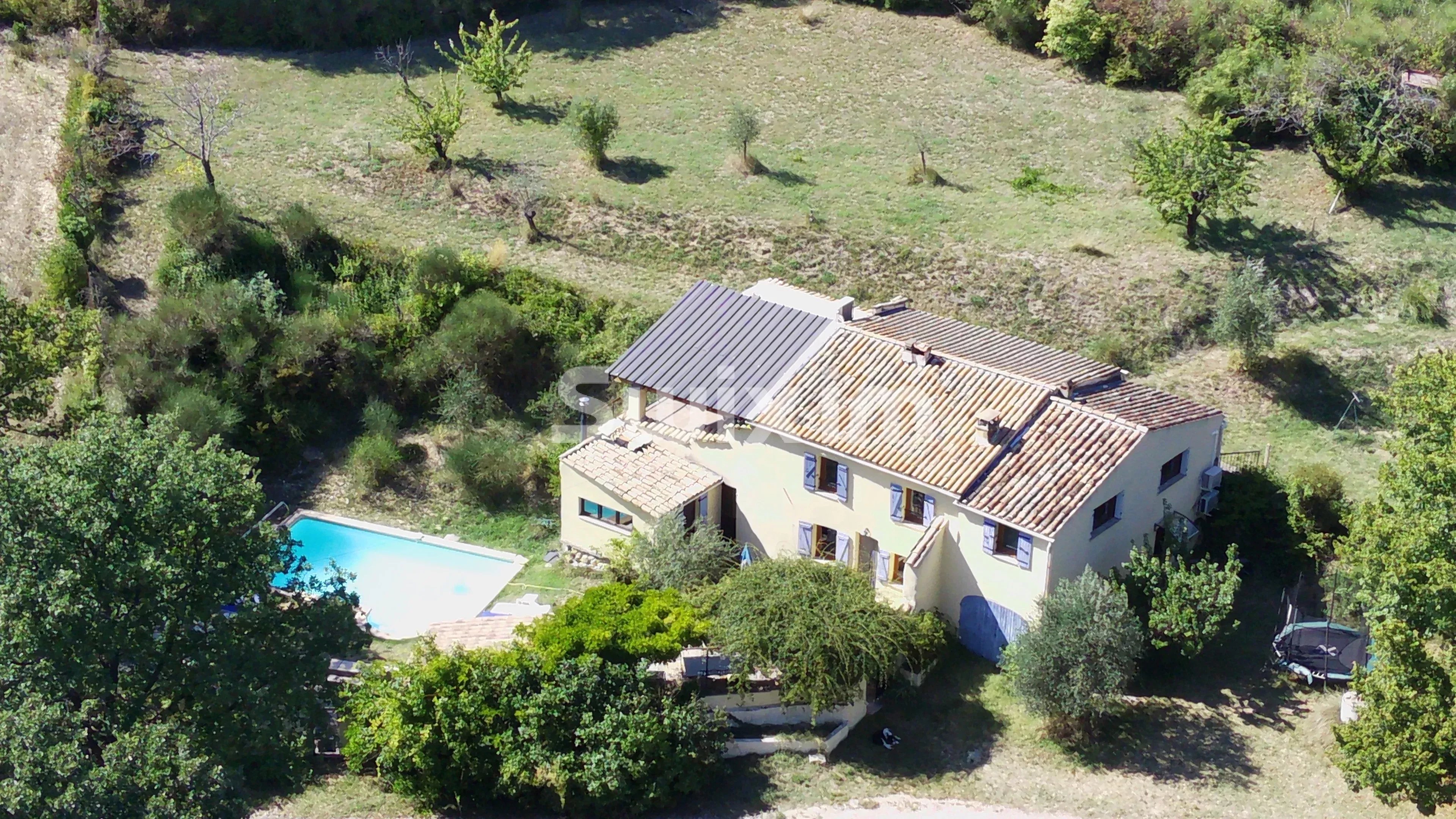 Agence immobilière de THIERRY VEYRADIER AGENCE IMMOBILIER