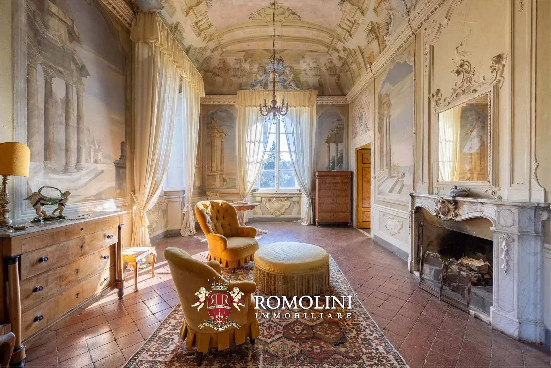 14 Bedroom Villa/Townhouse's Image 23