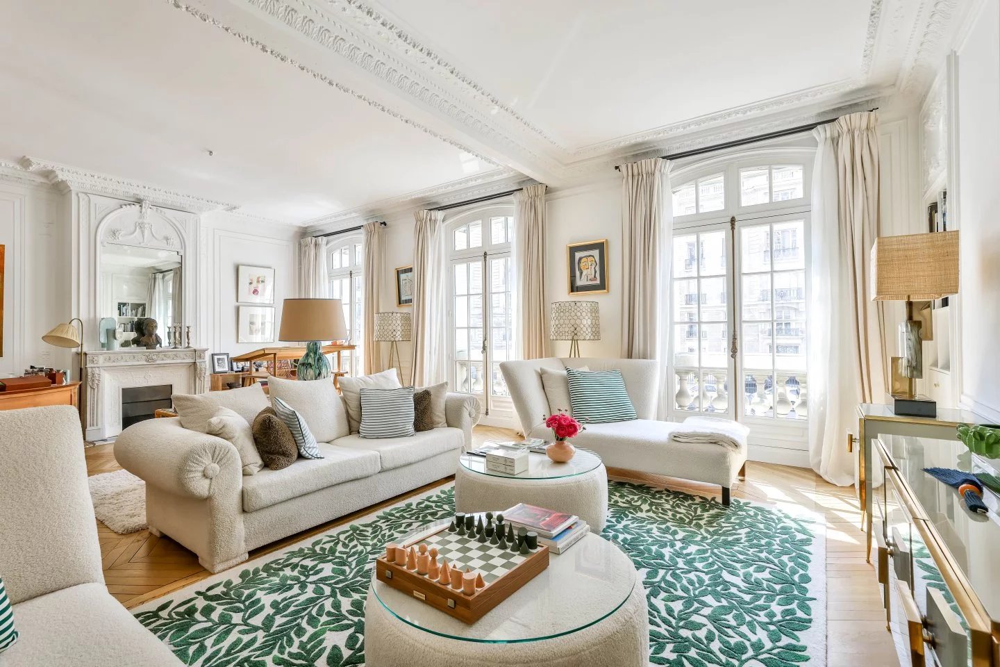 Sale Apartment Paris 16th
