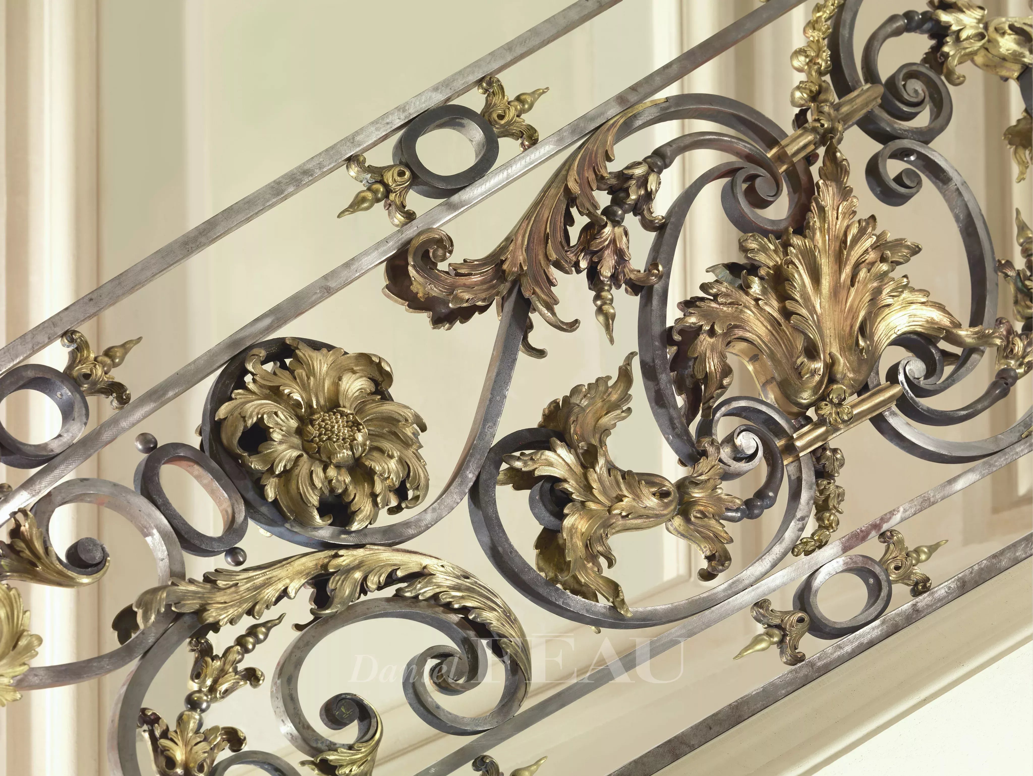 Sale Mansion Paris 16th