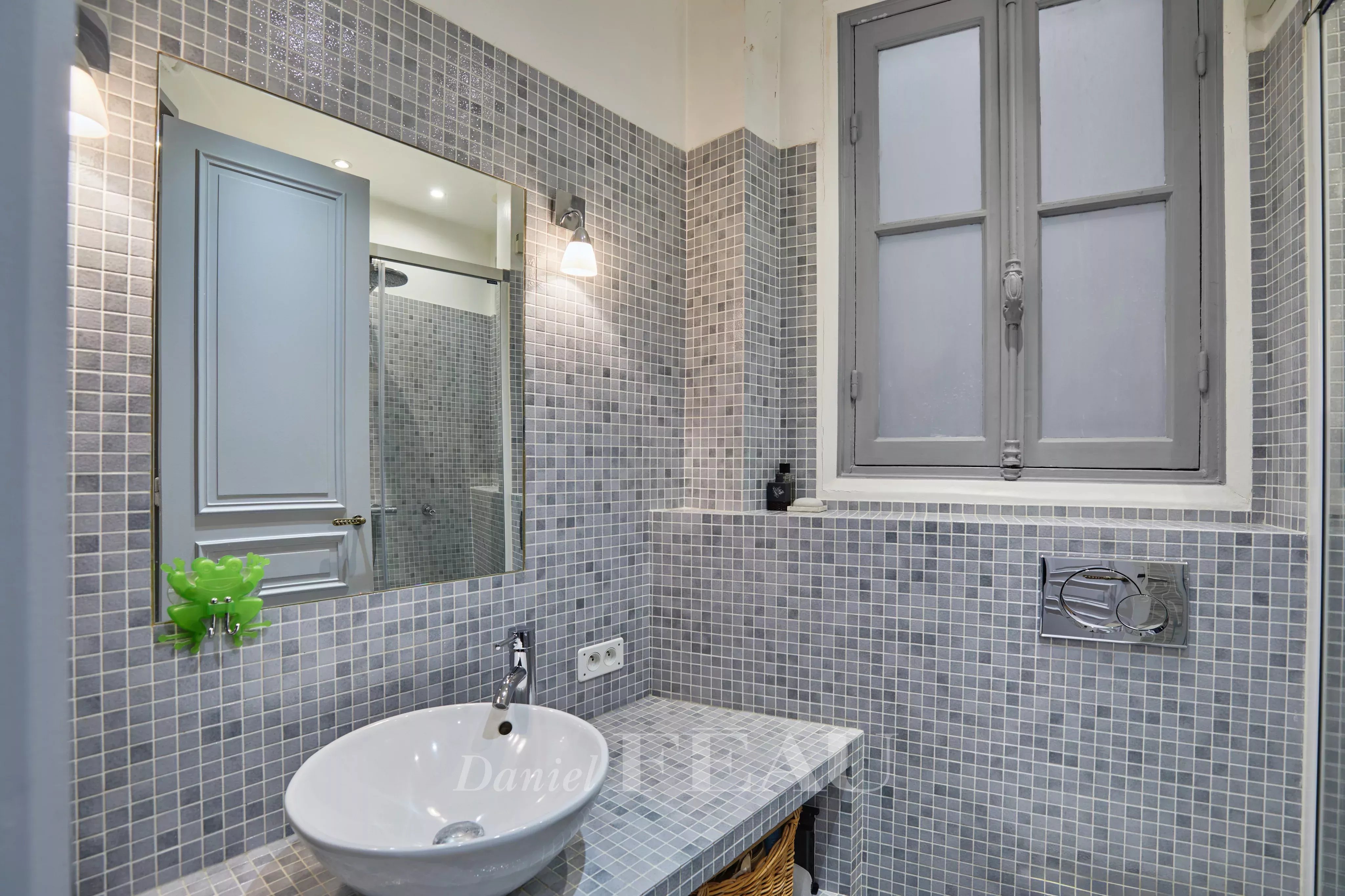 Sale Apartment Paris 16th