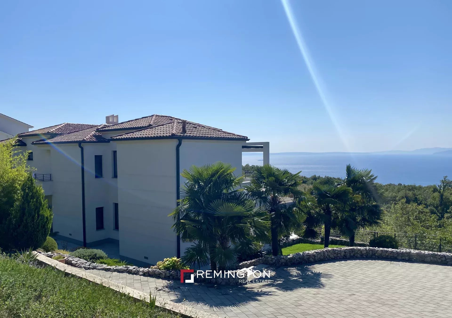 6 Bedroom Villa/Townhouse's Image 36