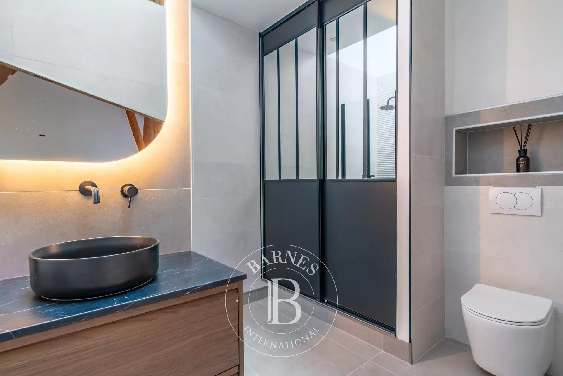 Daire Paris 8ème - picture 21