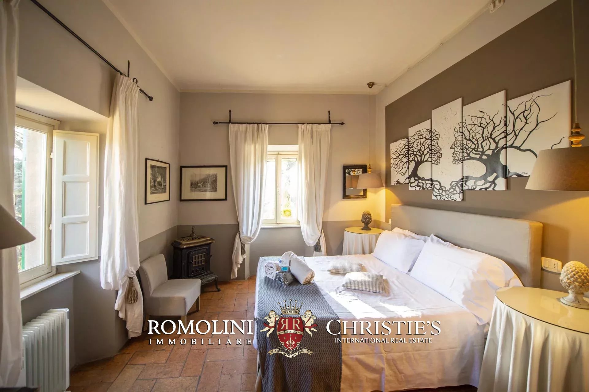 12 Bedroom Villa/Townhouse's Image 52