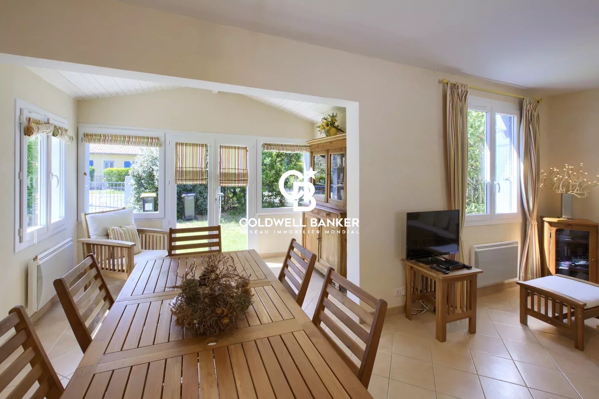 Agence immobilière de Silver Coast Int. Realty