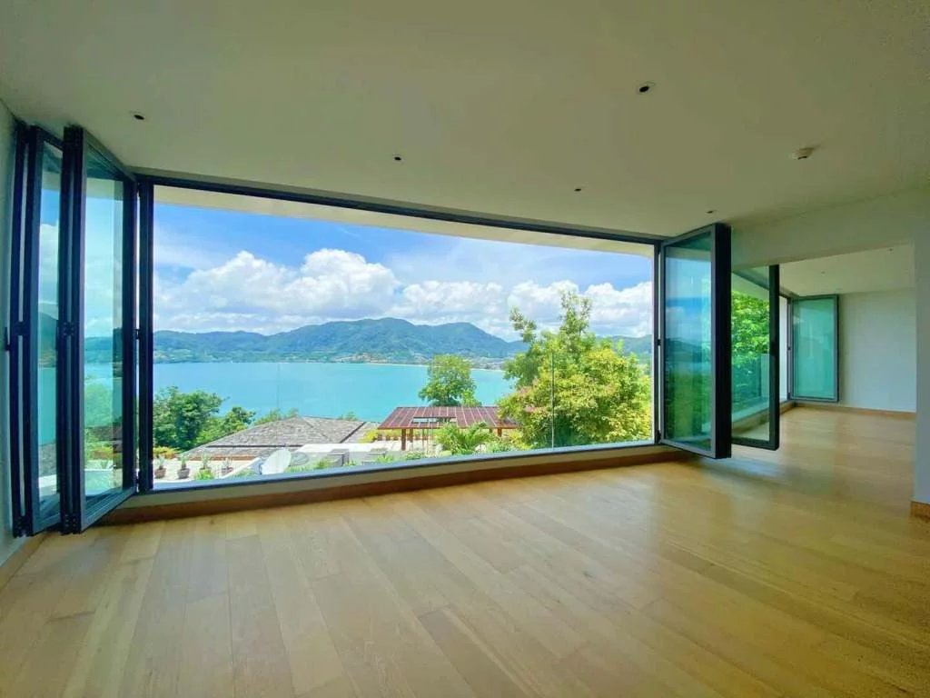 Splendide penthouse avec vue mer situé à Patong