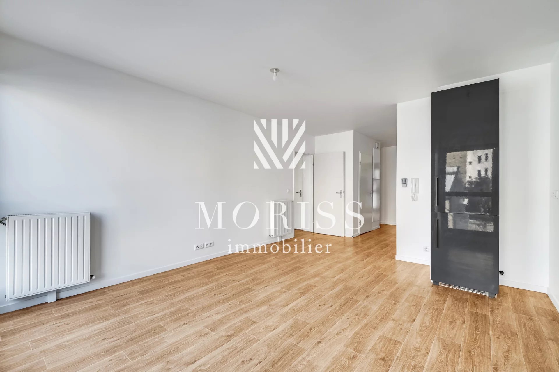 APPARTEMENT 4 PIÈCES / 79M2 / BALCON / PARKING / M7 FORT D'AUBER - Image Array