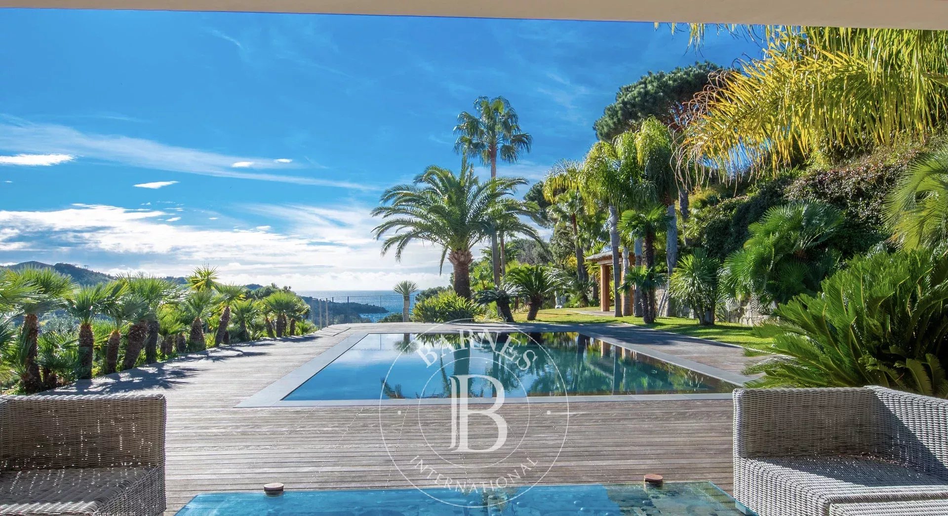 LA CROIX-VALMER - GIGARO - LUXURIOUS PROPERTY - 5 BEDROOMS - SEA VIEW - picture 4
