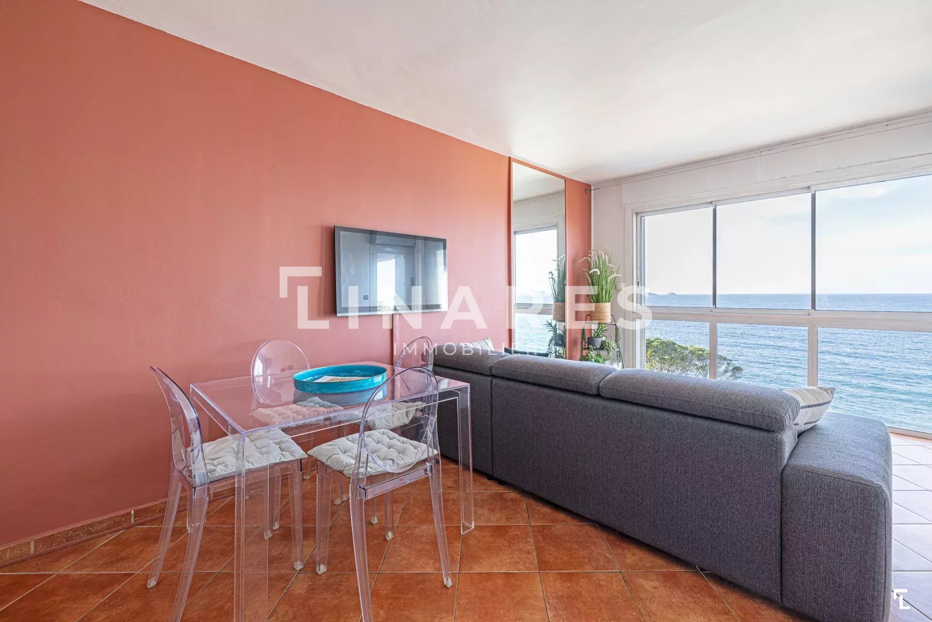 LE NID DE LA CORNICHE - Appartement d'exception T3 de 65m2 + TERRASSE VUE MER - ROUCAS BLANC 13007