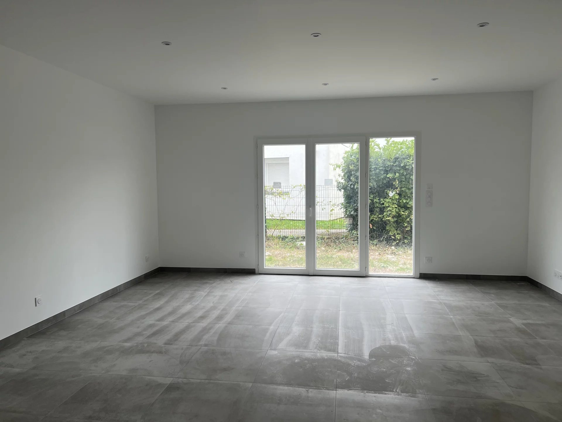 Sale House Saint-Romans