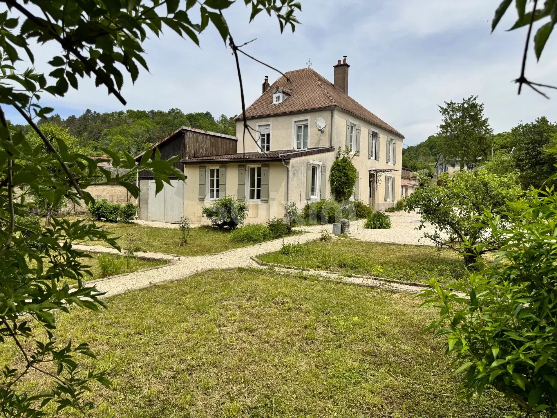 Agence immobilière de Swixim Avallon