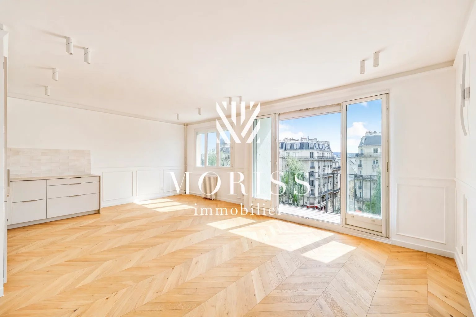 Appartement 4 pièces Balcon - Vue Dégagée Ciel / Boulevard Exelm - Image 1