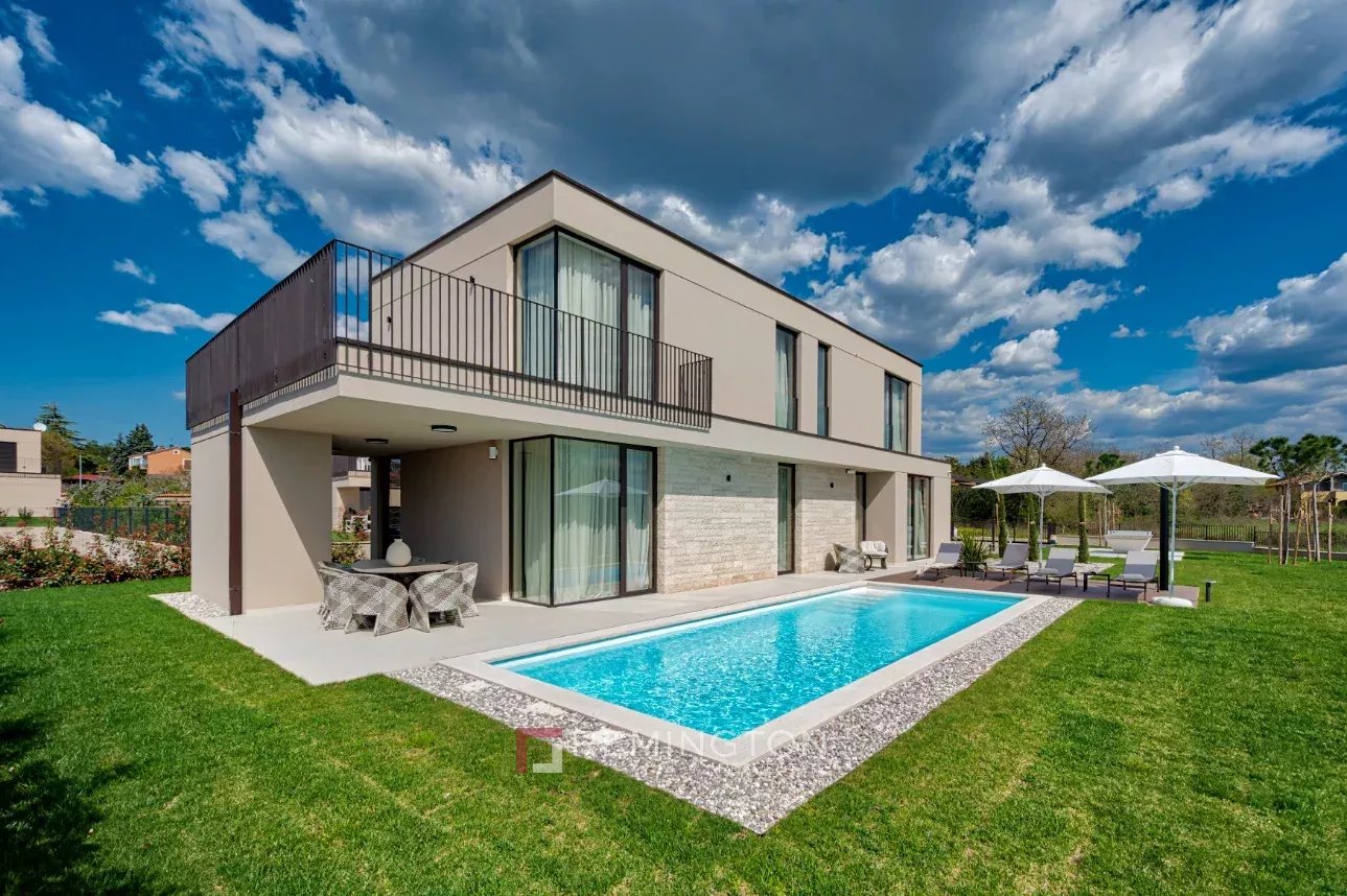 4 Bedroom Villa/Townhouse's Image 17
