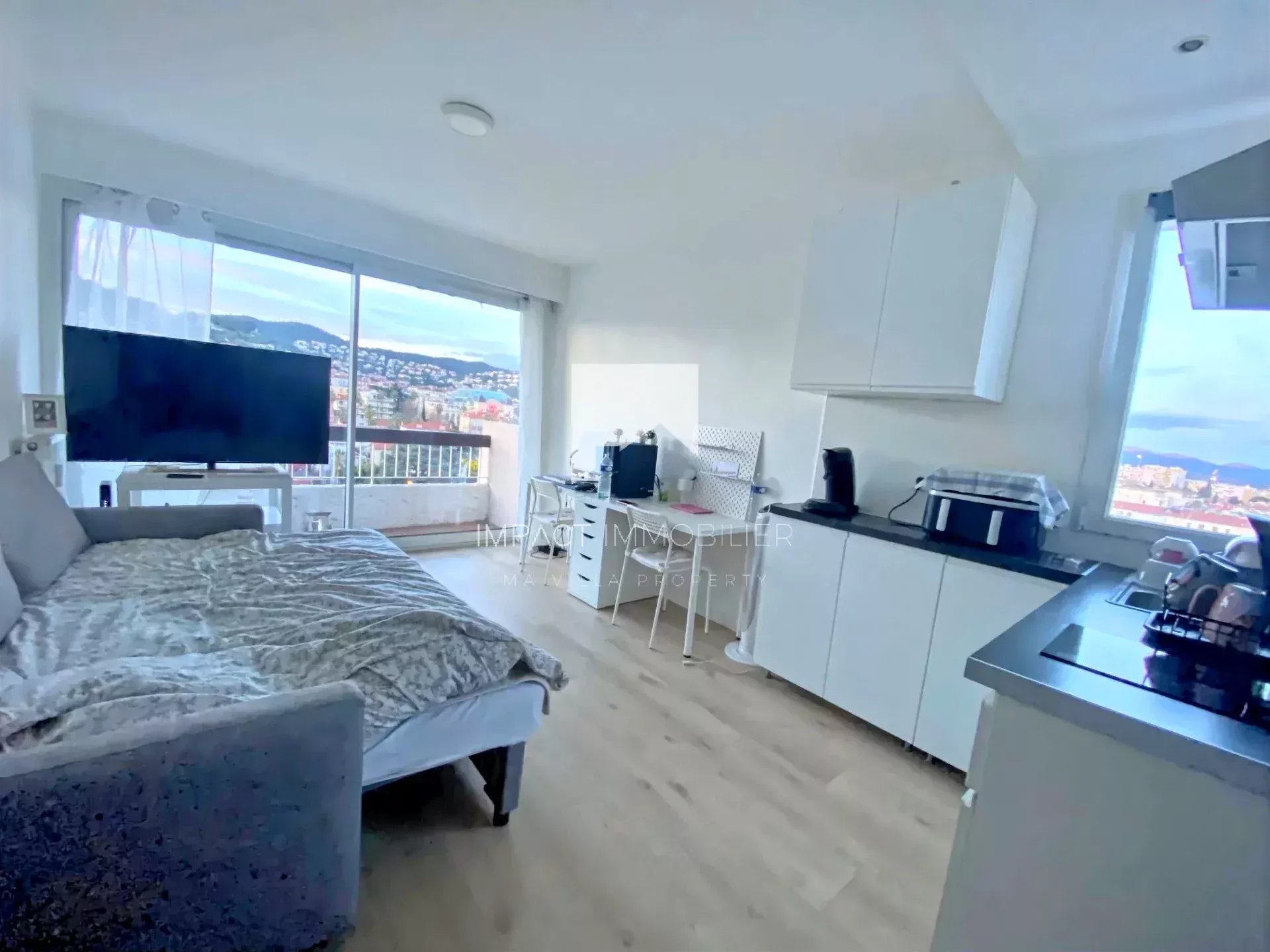 Agence immobilière de 