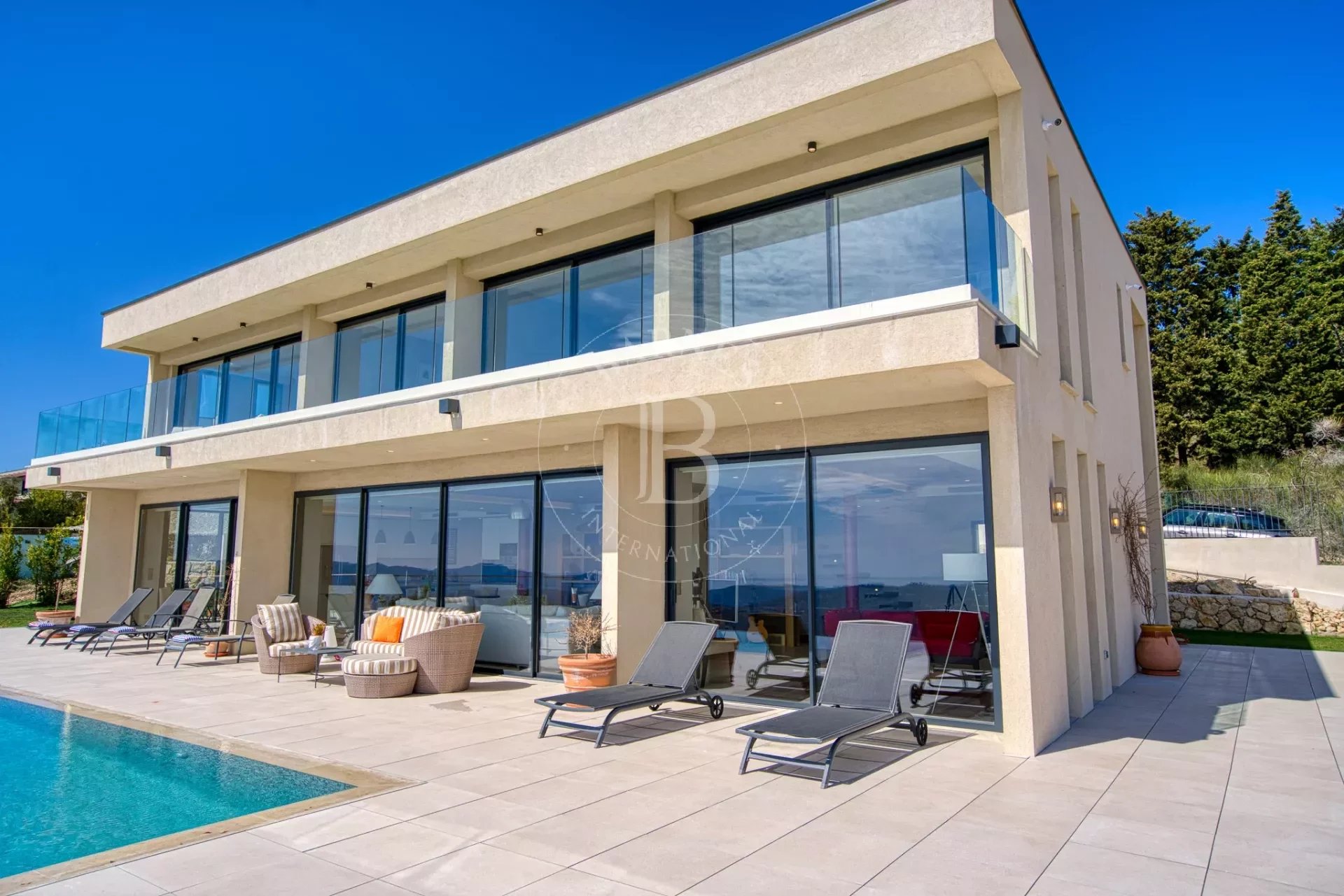 Chateauneuf de Grasse panoramic Sea View contemporary 5 bed 5 baths - picture 5