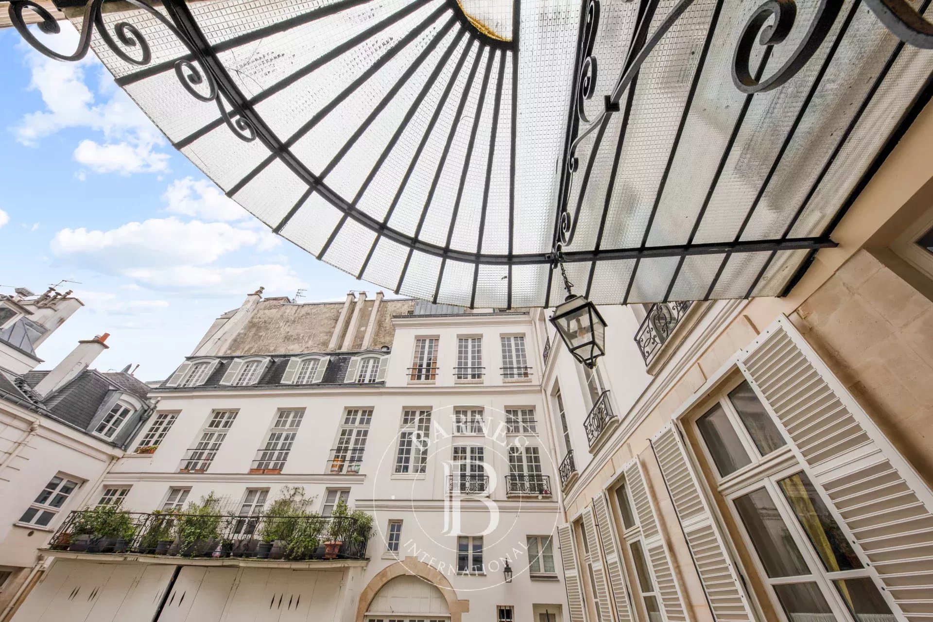 Daire Paris 6ème - picture 9