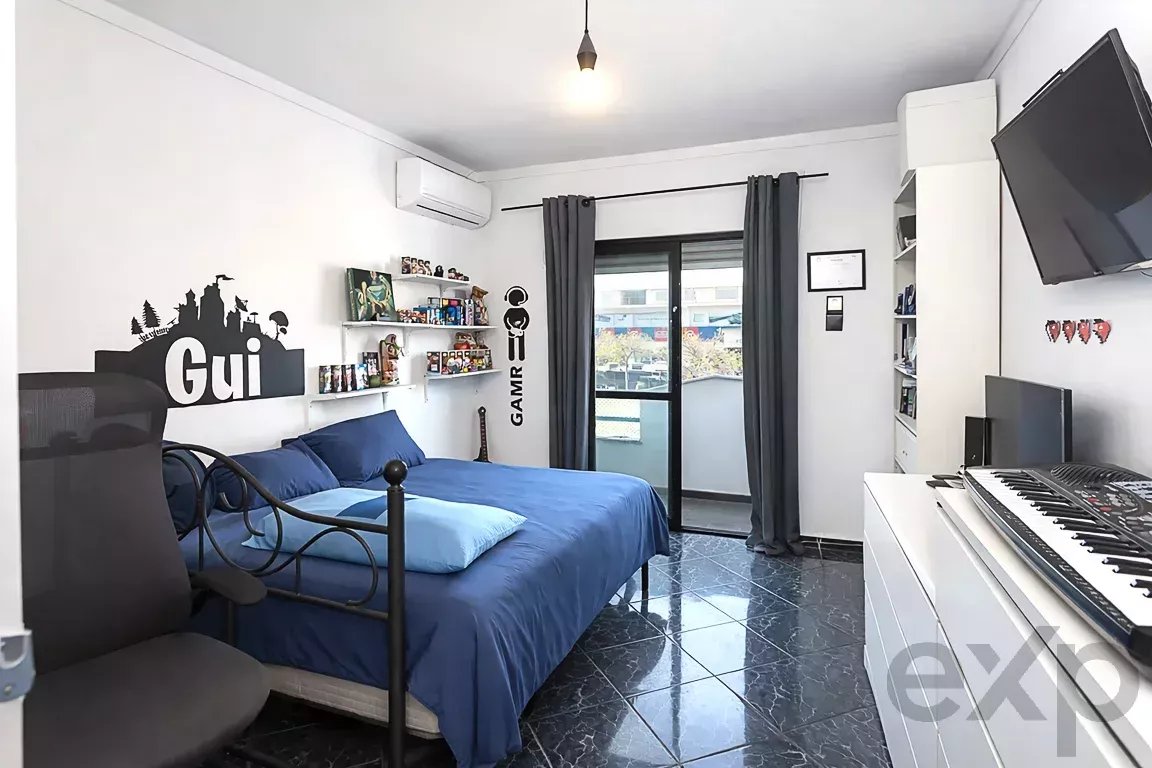 2 Bedroom Apartment in Olhão with Balcony and Covered Terrace | Prime Location 86879591 image 22