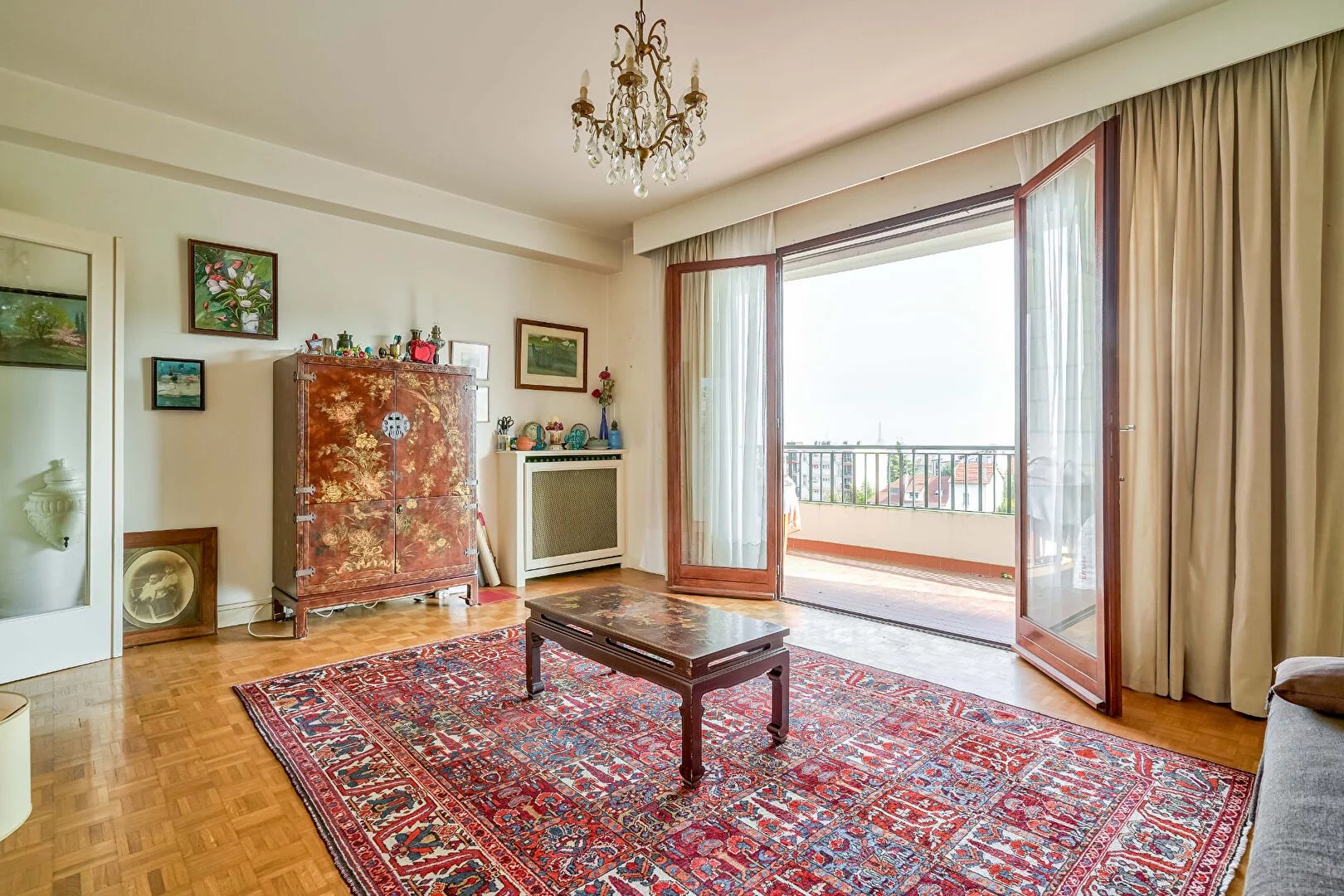 Appartement  avec balcon  - 3 pièce(s) - 77 m²
