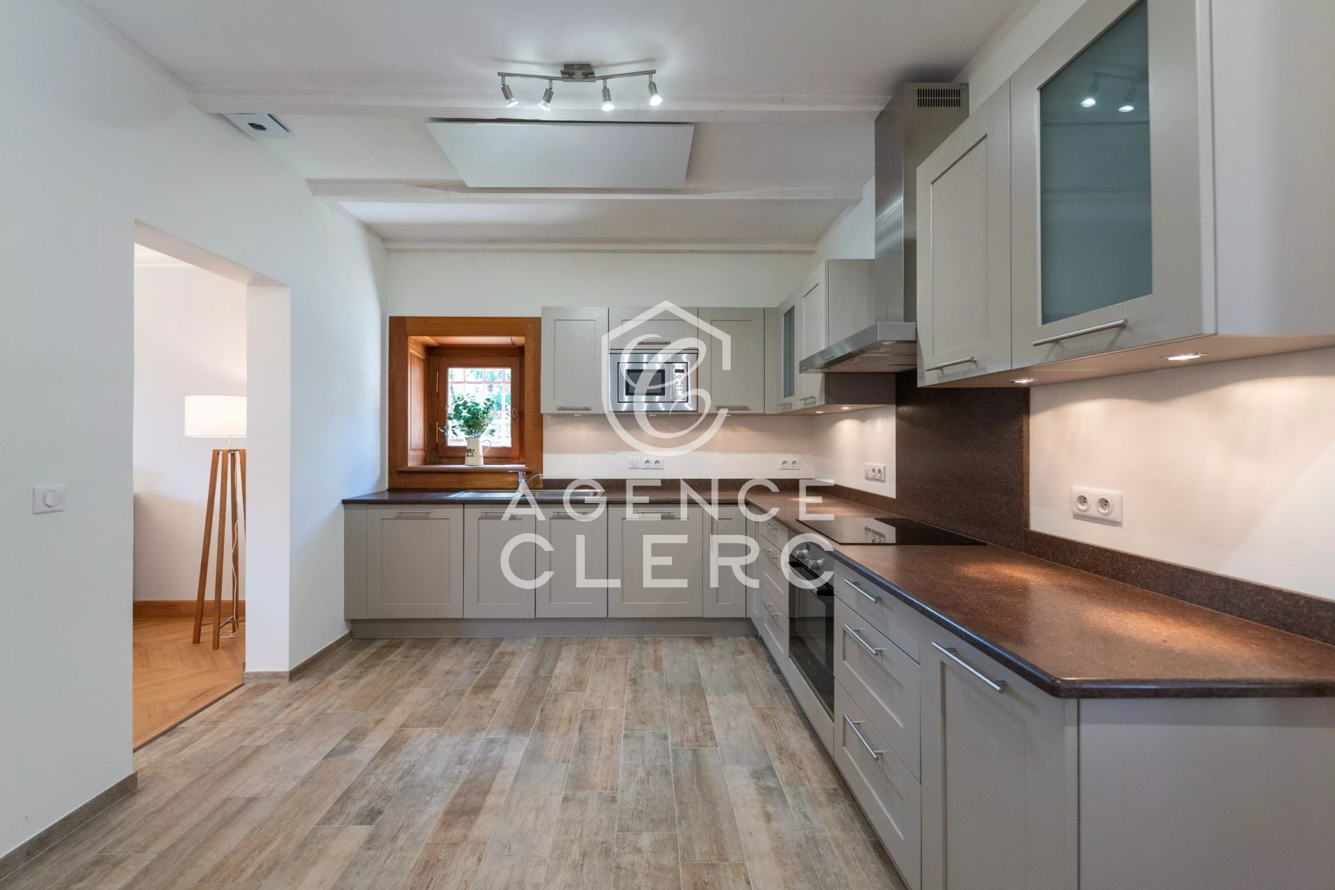 2 Bedroom Apartment/Flat's Image 3