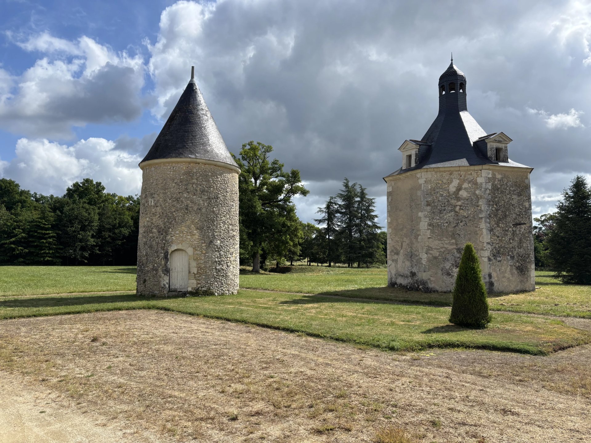 11 Bedroom Chateau's Image 3
