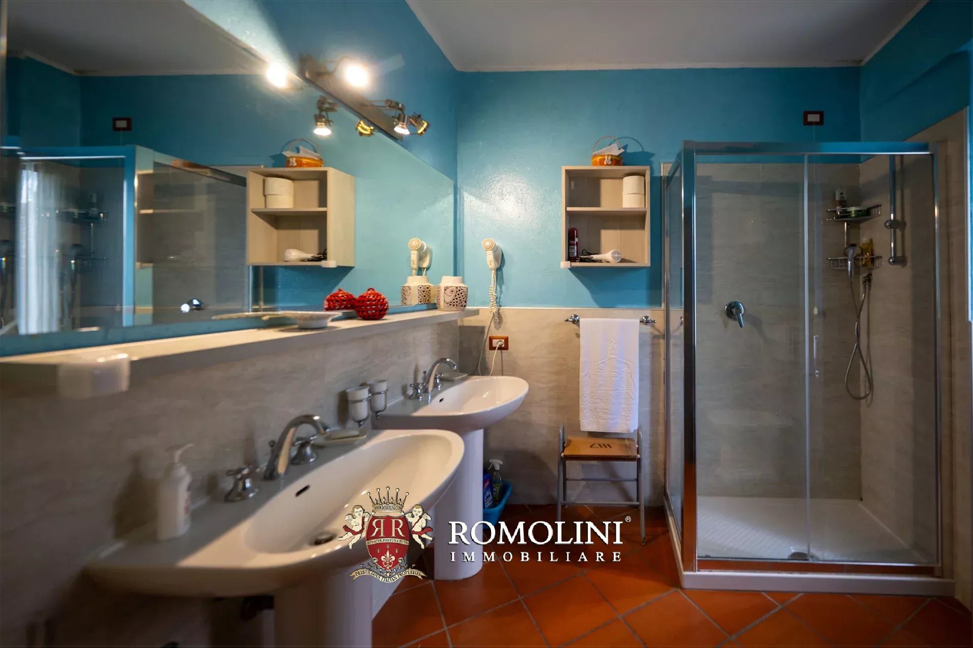 8 Bedroom Villa/Townhouse's Image 48