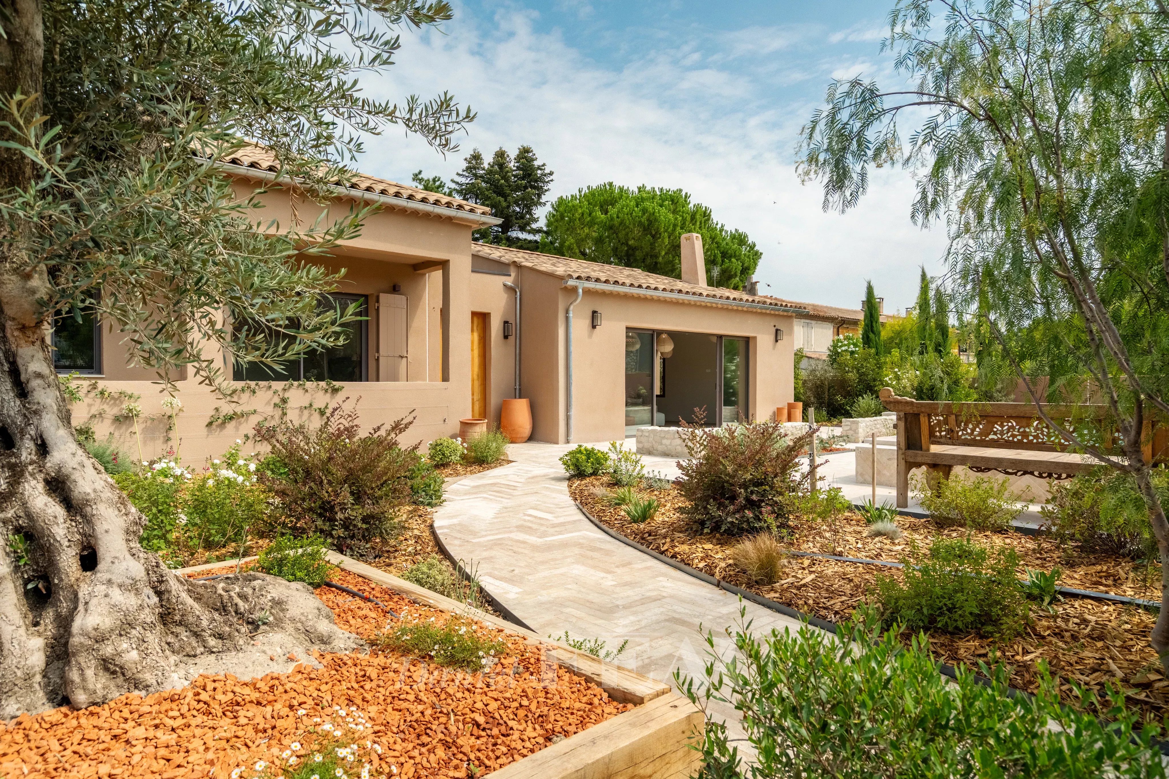 Saint Rémy de Provence – A renovated 4-bed property