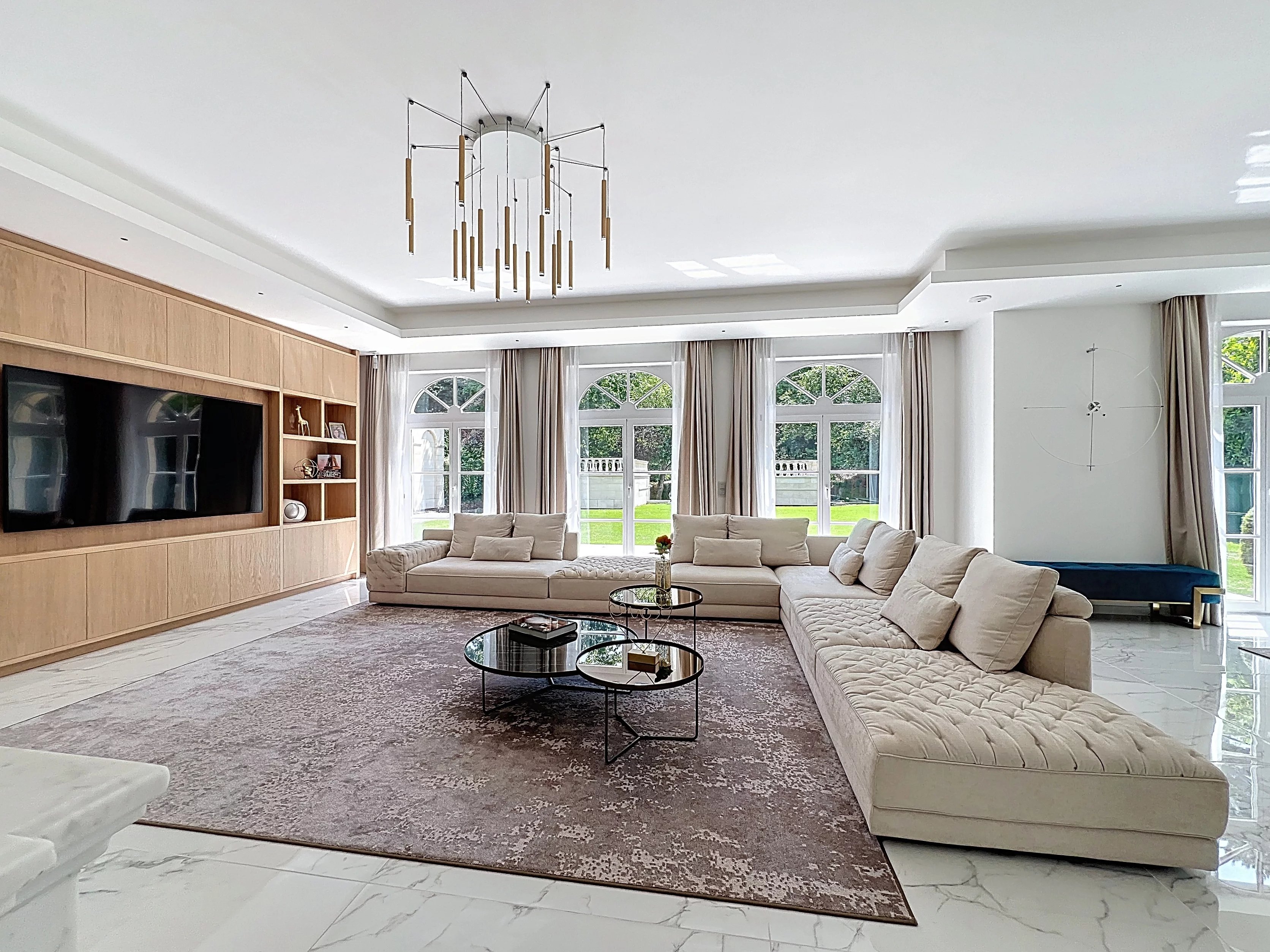 Prachtig huis in zijn groene omhulsel