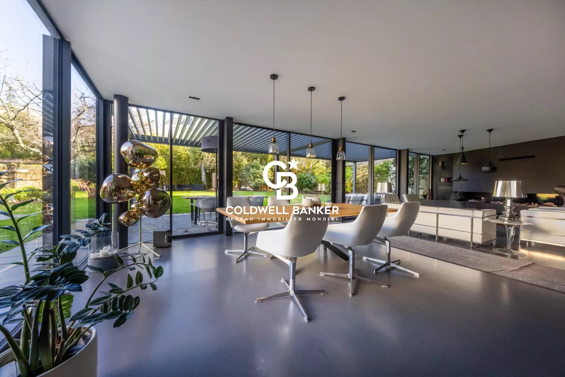 NANTES CENTRE - MAISON CONTEMPORAINE 283 m²