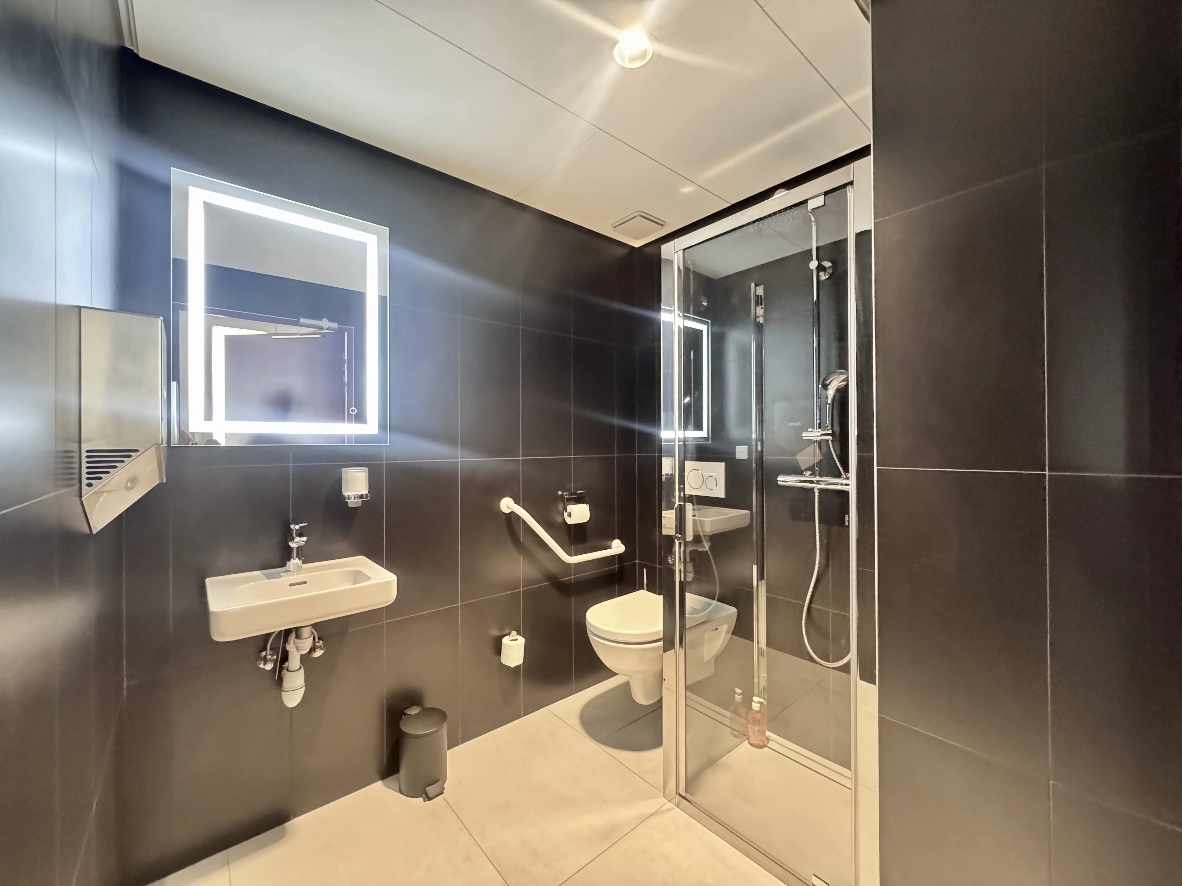 Prime Location in the Heart of Monaco – Front Row Grand Prix View