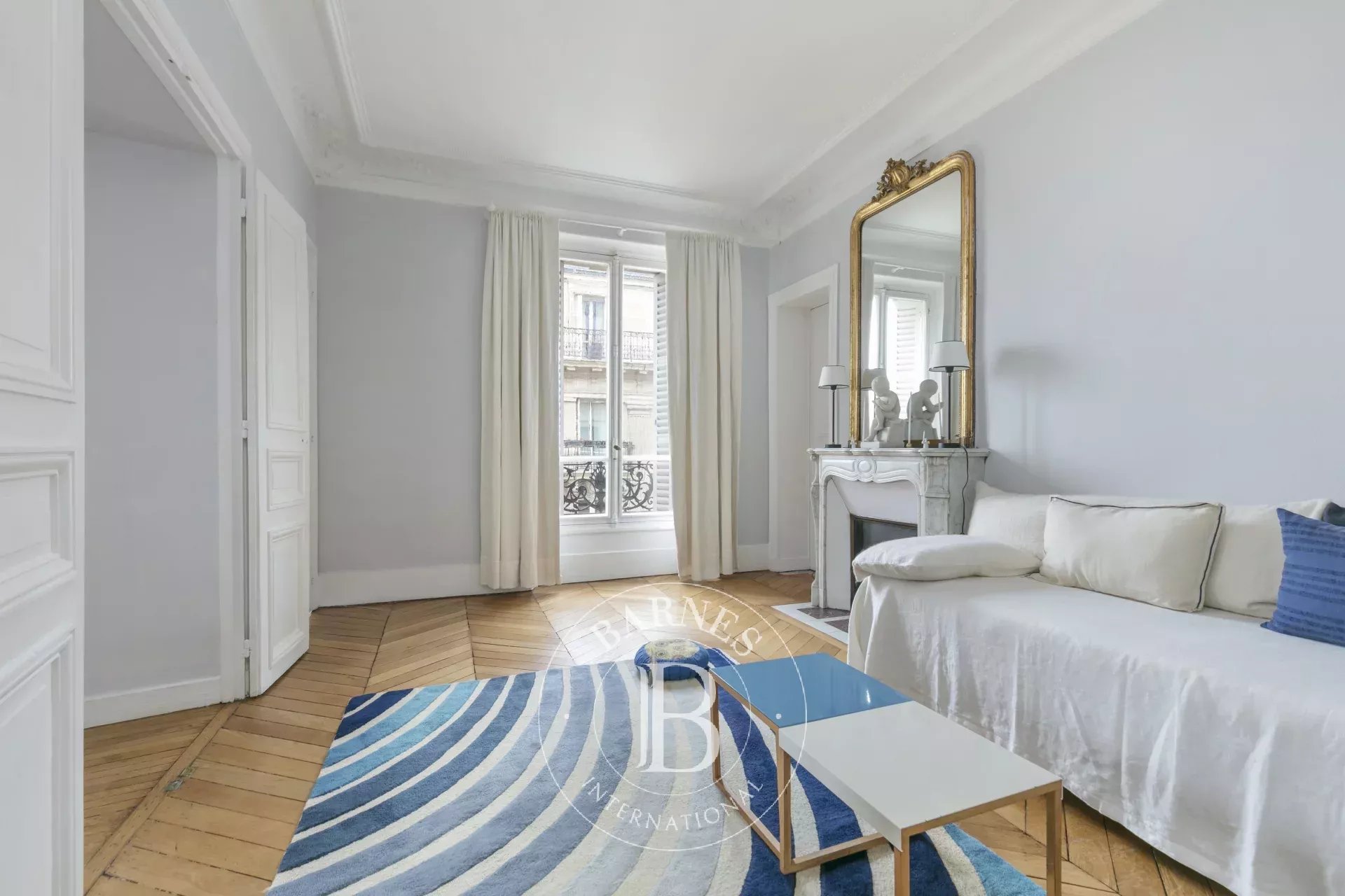 Daire Paris 8ème - picture 12