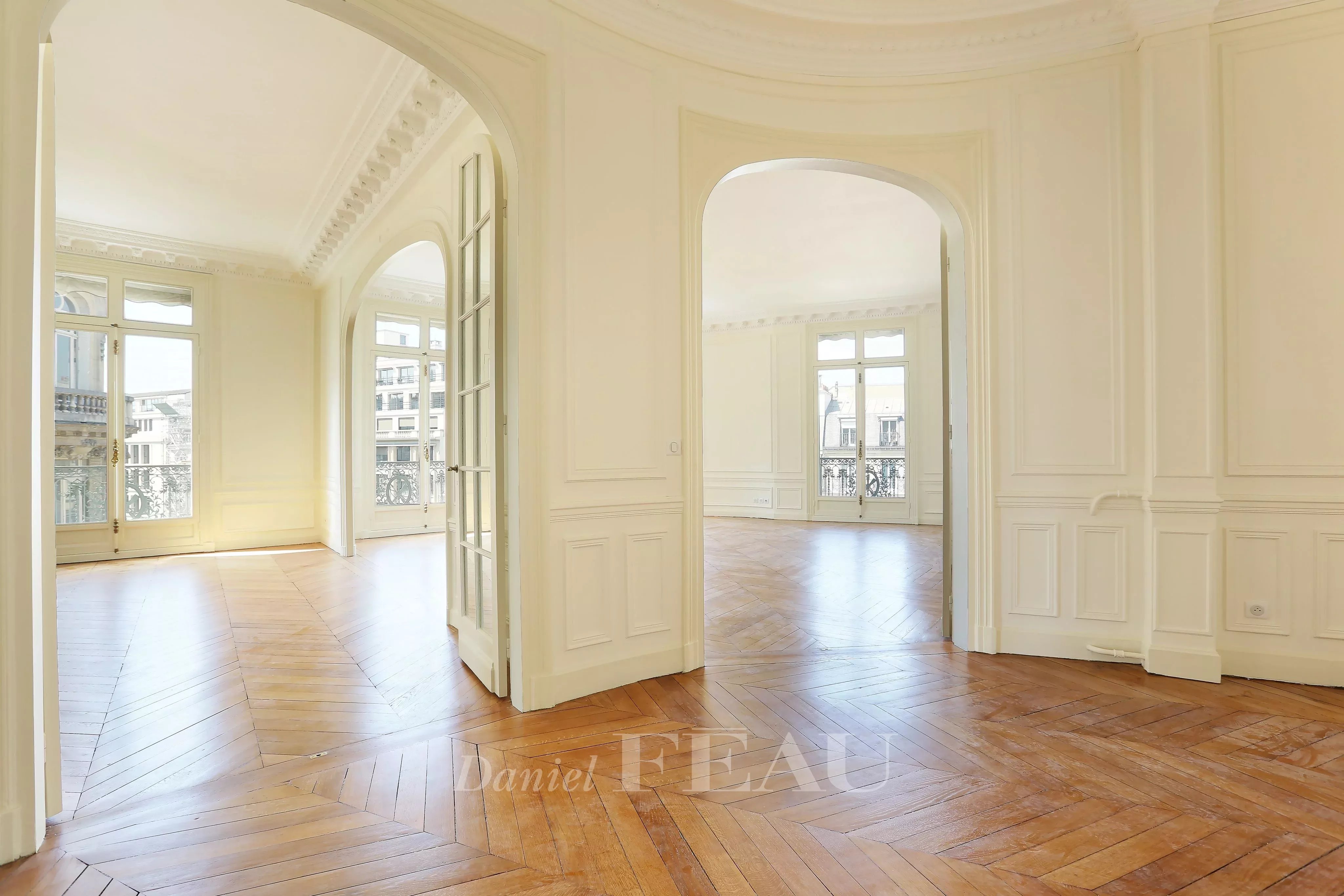 Location Appartement Paris 8ème