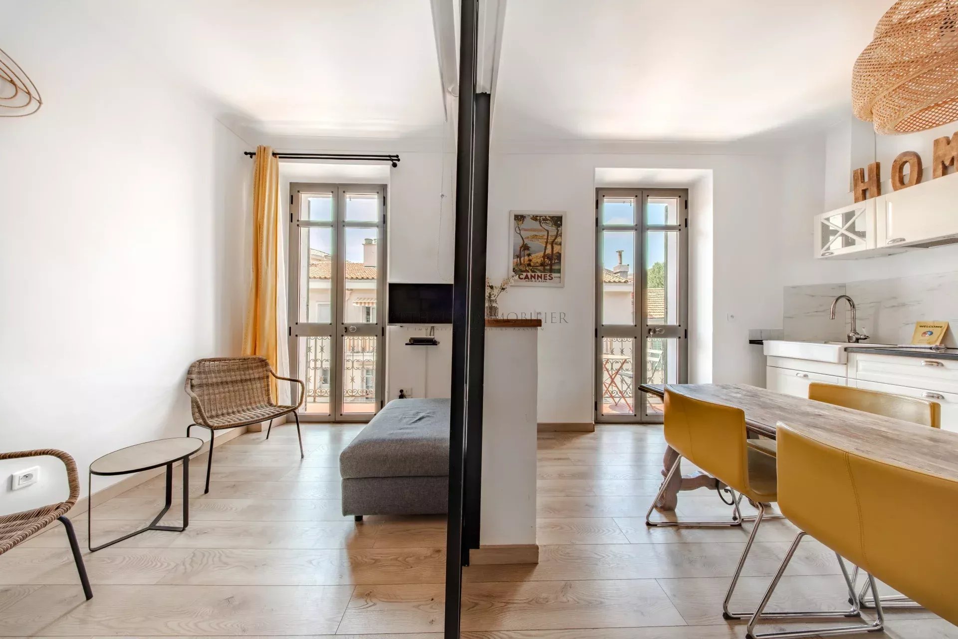 Agence immobilière de 