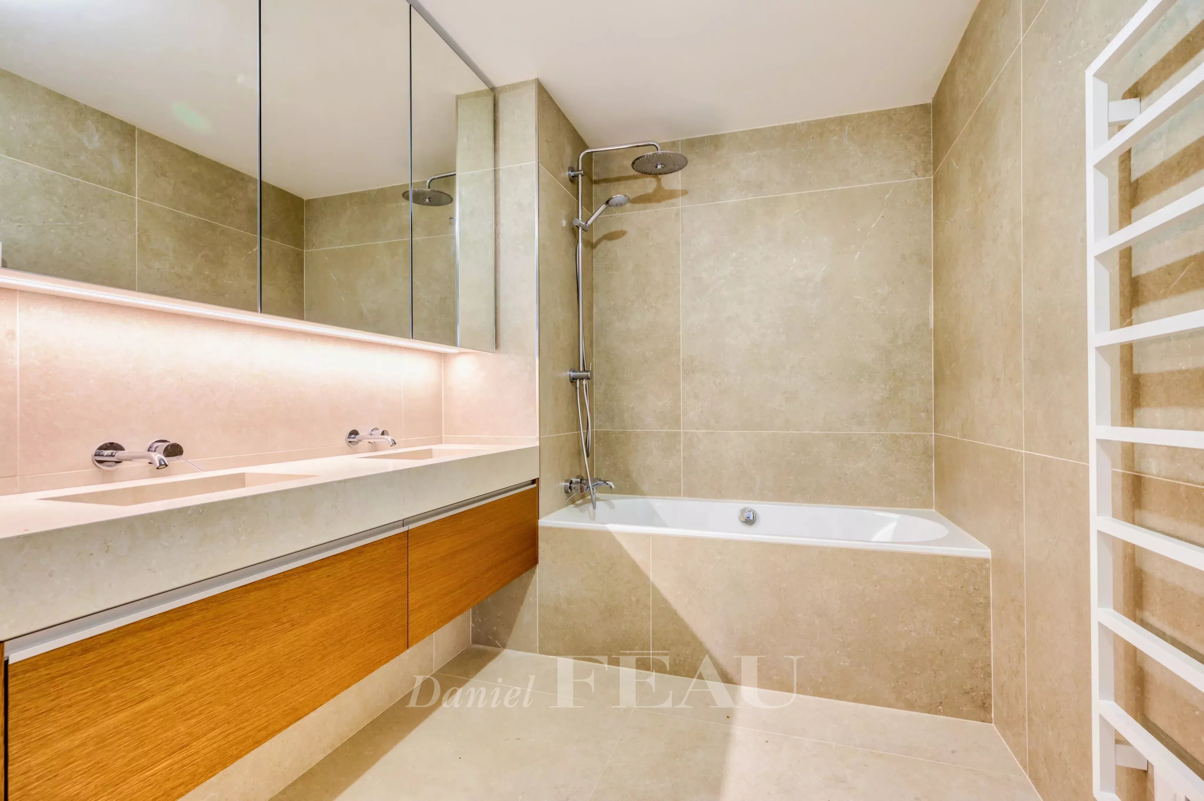 Location Penthouse Paris 6ème