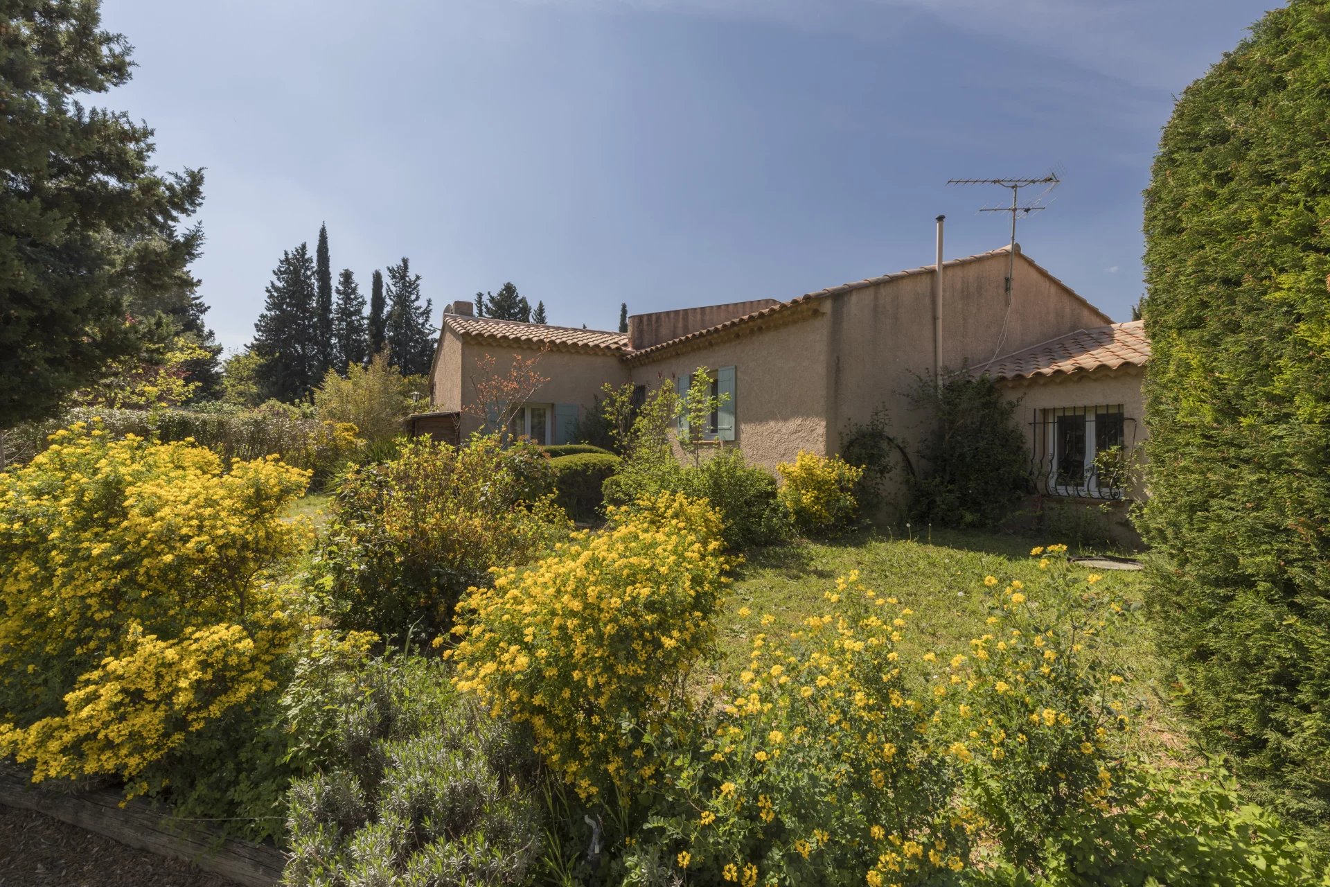 Single storey villa - Aix en Provence