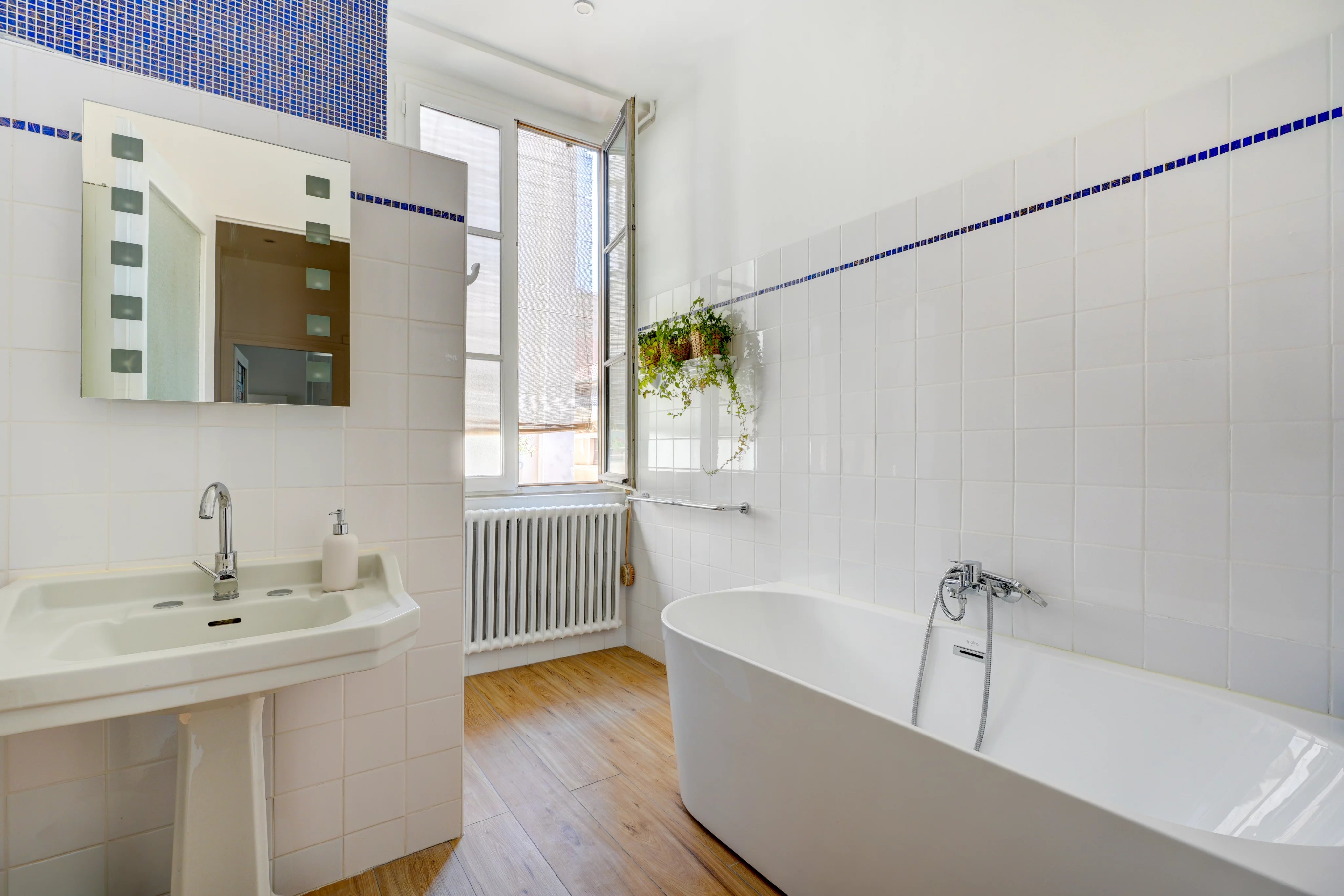Lyon 1 - Place du Forez  - Superbe T6 de 179 m² — photo 11