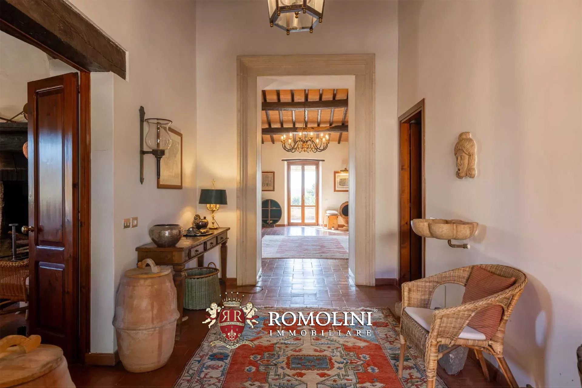 10 Bedroom Villa/Townhouse's Image 31