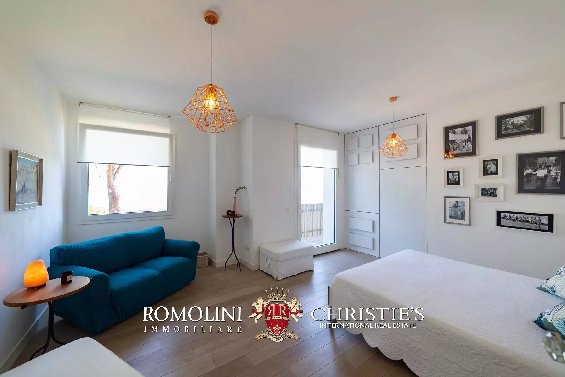 6 Bedroom Villa/Townhouse's Image 55