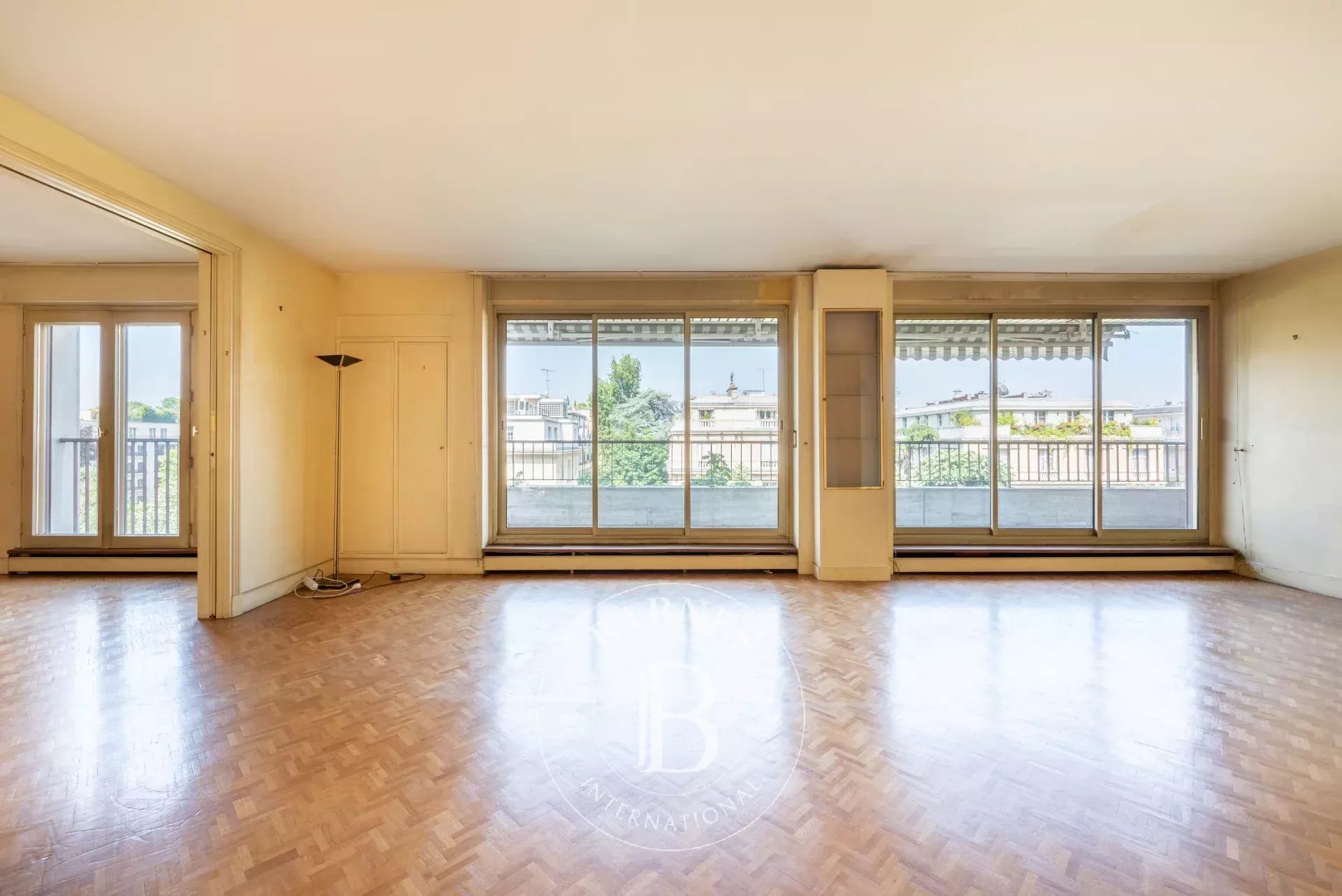 Квартира Paris 16ème