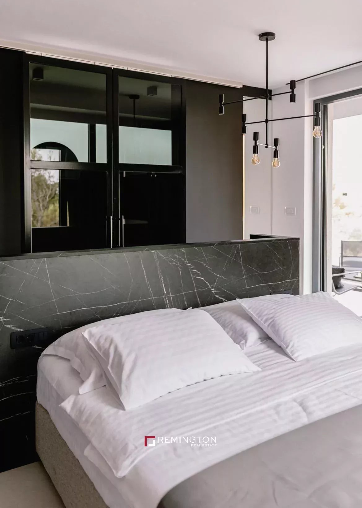 4 Bedroom Villa/Townhouse's Image 45