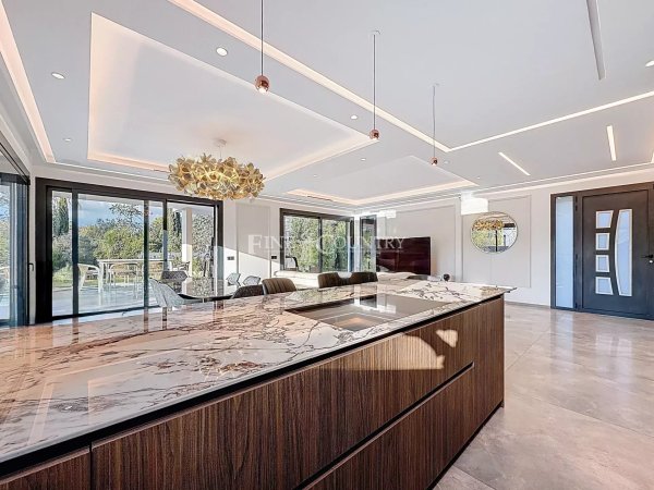 Contemporary Luxury Villa for Sale in Valbonne Village — photo 4